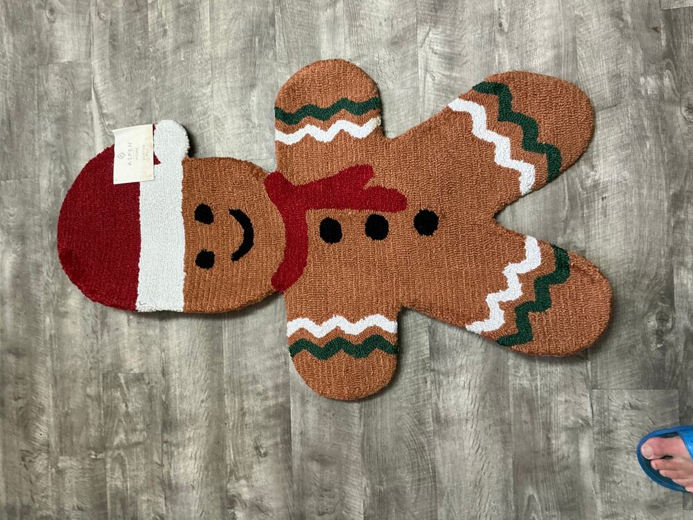 4ft Holiday Gingerbread Man Rug